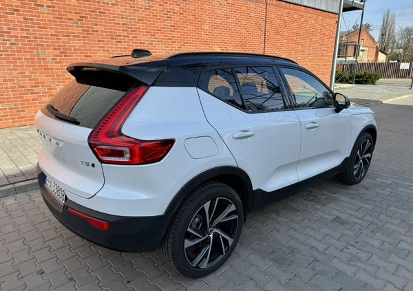 Volvo XC 40 cena 149990 przebieg: 9300, rok produkcji 2021 z Pabianice małe 407